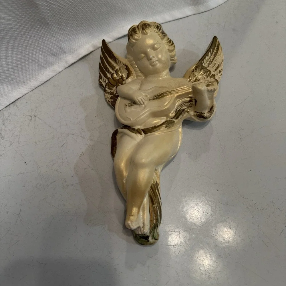 Hand Made‎ Victorian Style Chalkware Cherub Angel Wall Hanger  10x6